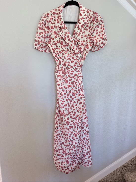 Dresses & Skirts - Cream & Red Ditsy Floral Wrap Midi Dress - Size small